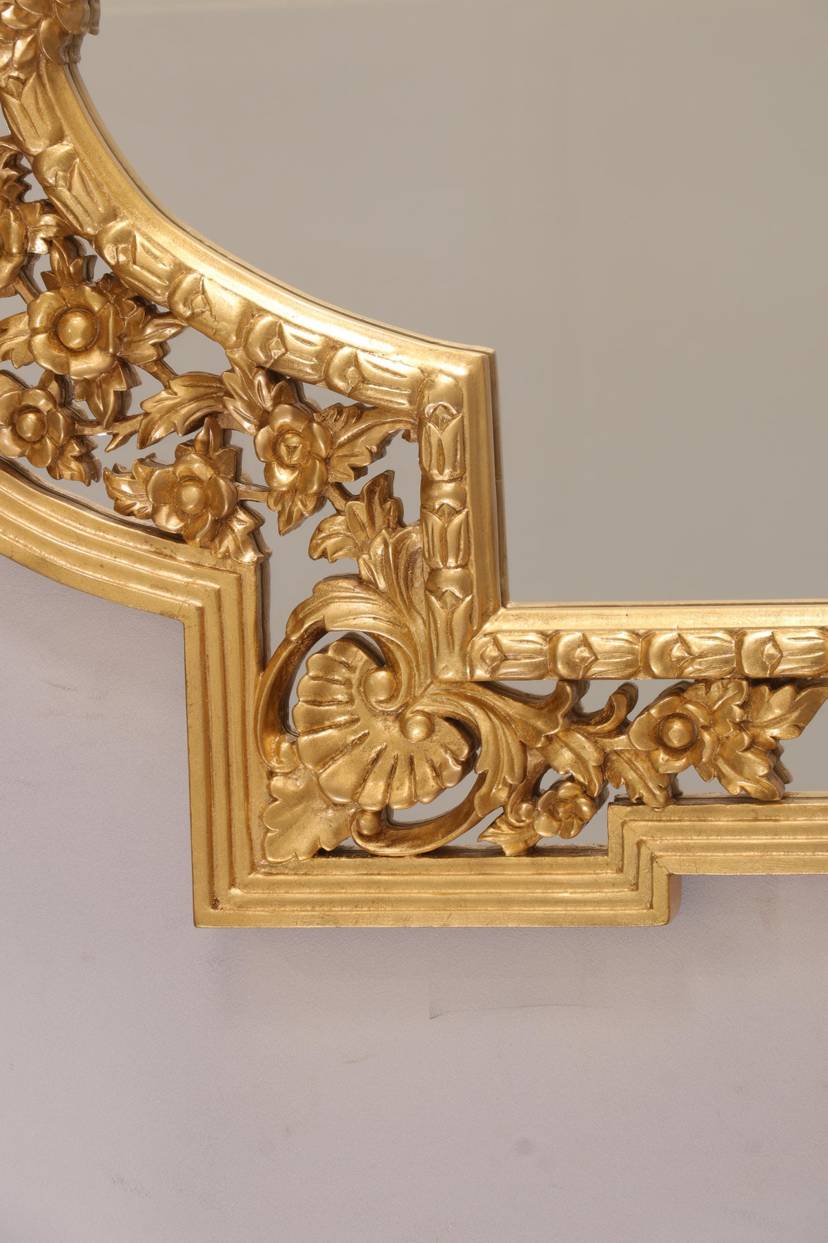 Seraphina Royal Crest Wall Mirror – Luxury Ornate Gold European Statement Mirror
