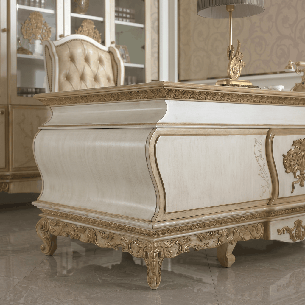 The FC Versailles Desk